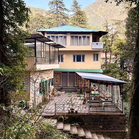 Eevolve Dharamkot - An Eco Hostel McLeod Ganj Exterior photo