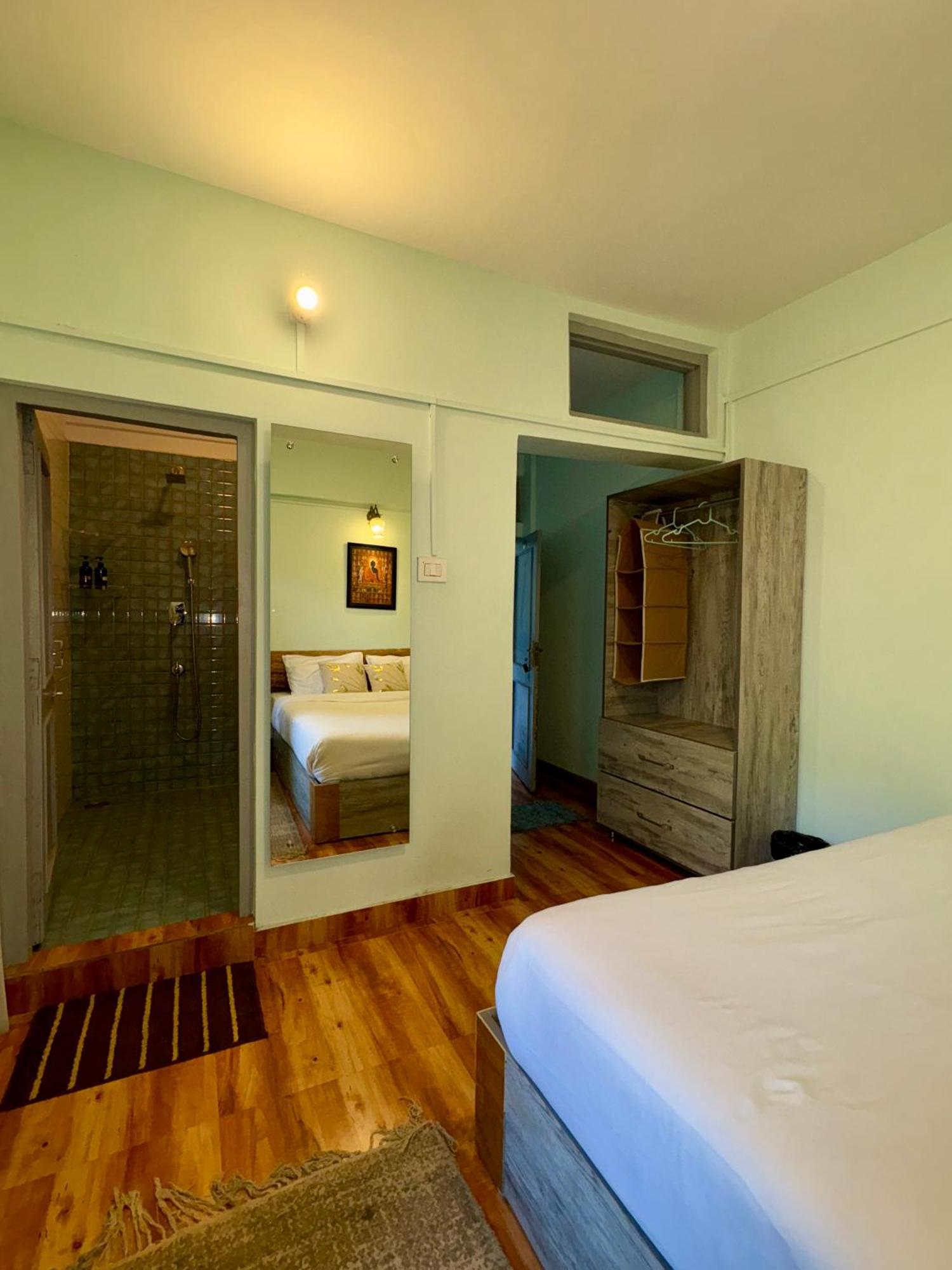 Eevolve Dharamkot - An Eco Hostel McLeod Ganj Exterior photo